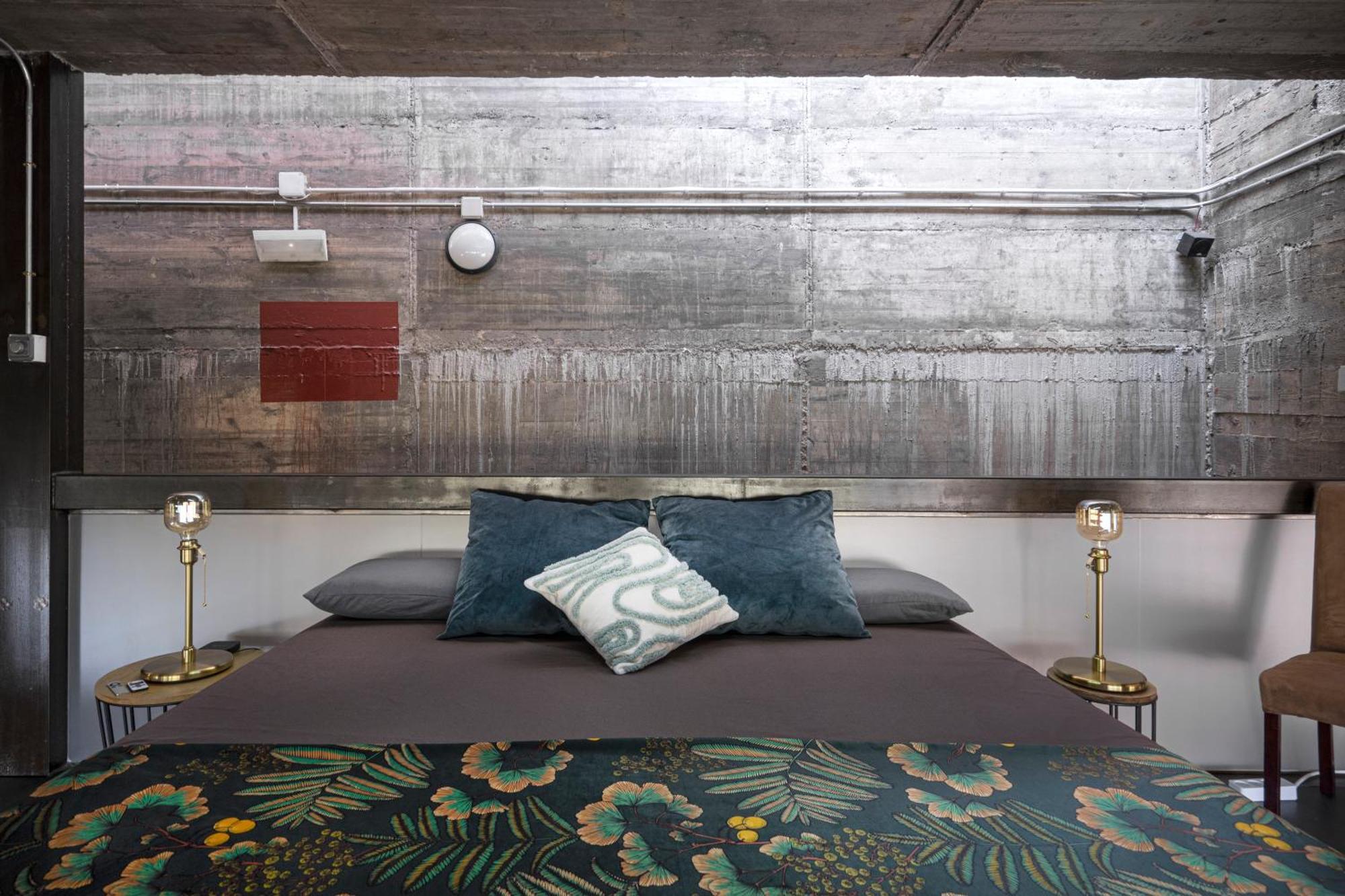 Villa The Loft - With Private Pool & Jacuzzi Corbera de Llobregat Exterior foto